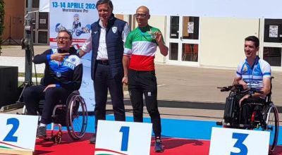 Il marchigiano Giorgio Farroni è doppio campione italiano nel paraciclismo: ...