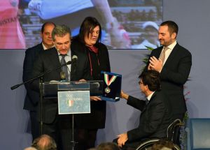 collari doro foto mezzelani pagliaricci gmt051 20191217 1574851856f0c86c32dc3b90f911a9a74792b57e