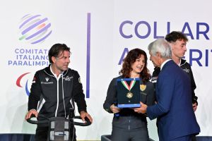 collari d oro foto mezzelani gmt046fca9f62e3904cd2ae7d1e39faabb54