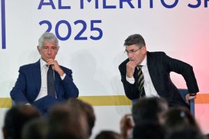 collari d oro foto mezzelani gmt080d0d8d618d82dee5af0a6894bf657c12
