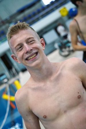 nuoto 28aba5fac11b058e8a8fadc62a08b4ad6