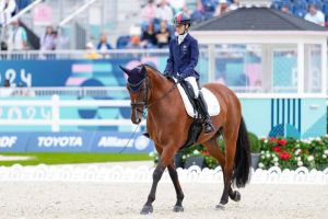 0903 bronzo dressage sara morganti su mariebelle gi su paul   sport equestri individuale sfy00062 copia ph simone ferraroa2d6937ddac0f9296e017f762f597c