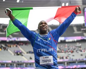 0809 atletica disco tapia oney ph eva pavia  6996ecd2b94657b053ca5567f4a9995754e