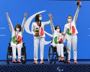 nuoto oro 4 100 donne phbizzi cip aug 4978 20210908 1620552001ae47fb4c8b81e69f7fb94b8749c93b