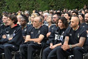 cerimonia consegna bandiera 11bbf49e2dacbdc9228b4161c21c9c14542