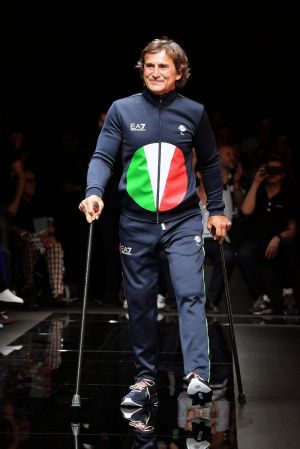 armanifotomezzelanigmtsport101 20190617 a357027d3915a406f73875df28aaa7b9