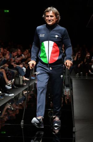 armanifotomezzelanigmtsport103 20190617 cbfa98e2913604b5ed28d213ca03048c