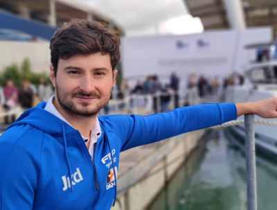 Nuoto, nuovo record nei 200 metri stile libero in vasca corta per Francesco B...