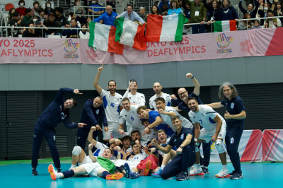 Deaflympics Tokyo 2025 – L’Italia brilla in acqua e sogna ancora