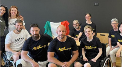 Campionato mondiale indoor skydiving per persone con disabilità, trion...