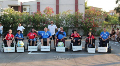 Presentazione delle carrozzine professionali da calcio