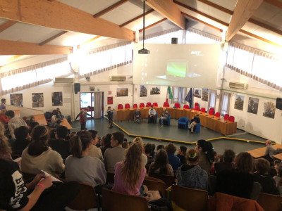 Mattia Muratore Ambasciatore Paralimpico alla Scuola Secondaria di Basiglio