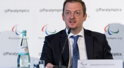 Doping, l'IPC riammette la Russia