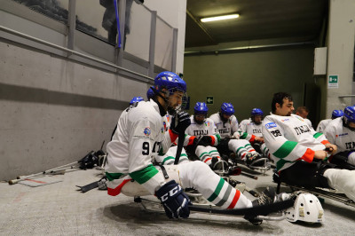 Para ice hockey. Torneo Internazionale di Torino. L'Italia supera la Slovacch...
