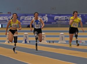 Gara di atletica paralimpica al Palacasali