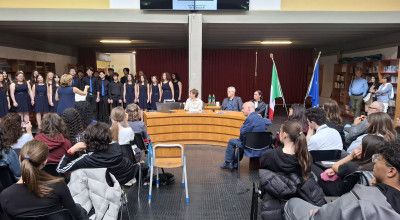 Annalisa Minetti ambasciatrice al Liceo F. Vivona di Roma per parlare di Spo...