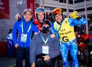 Il Presidente Pancalli insieme al Segretario Generale del CIP e Capo Missione a Pechino Juri Stara e agli atleti Giacomo Bertagnolli e Andrea Ravelli