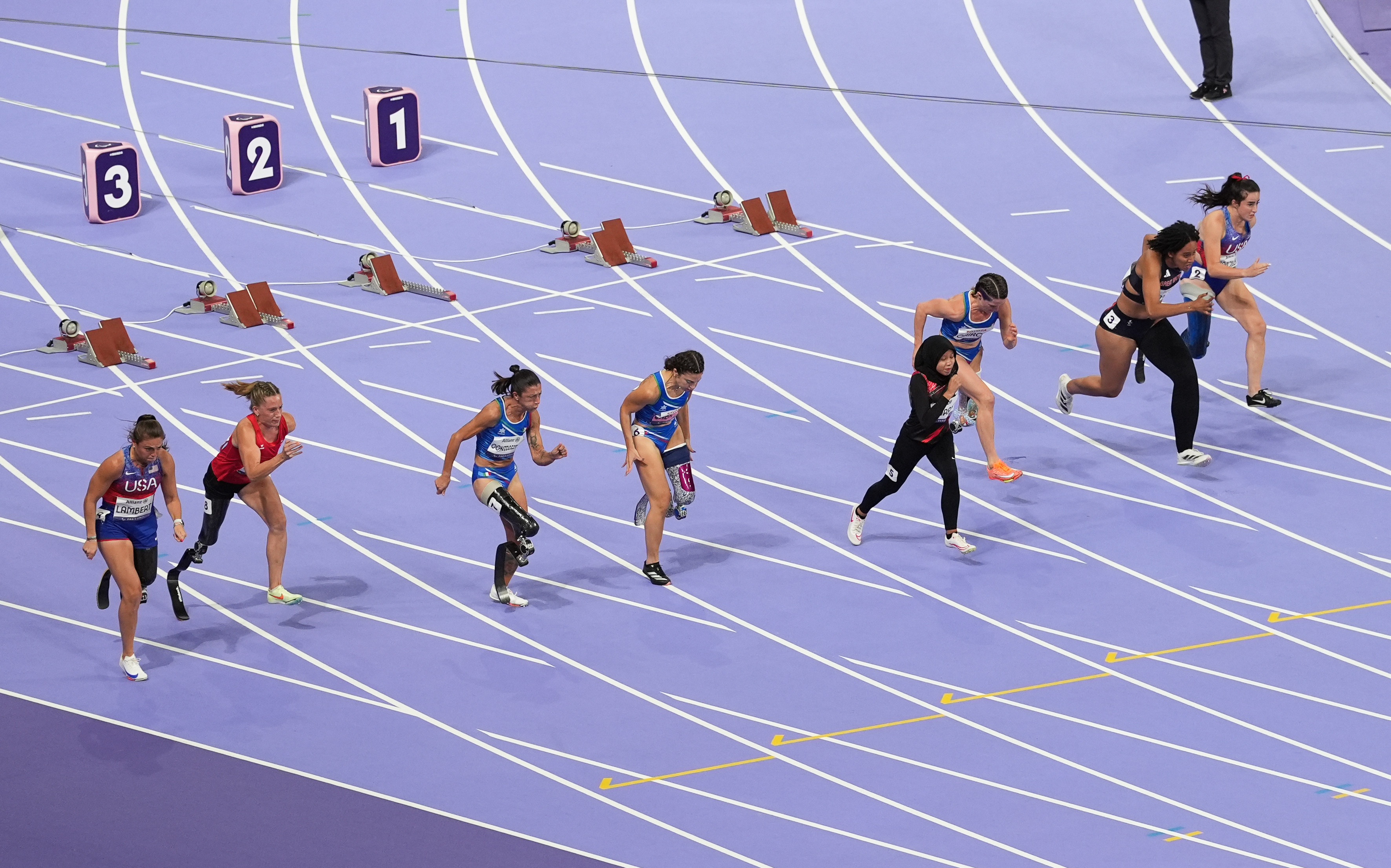 Vai al banner: Giochi Paralimpici Parigi 2024, giorno 10: oro per Martina Cai...