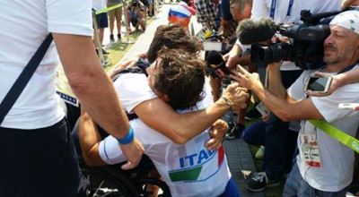 Zanardi è oro nell'handbike!