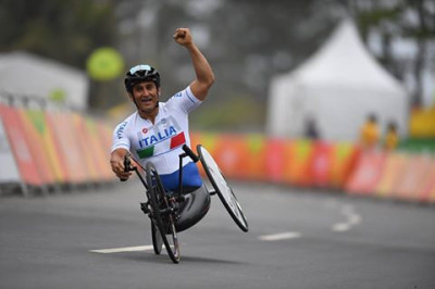 Ciclismo. Staffetta d'oro a Pontal. Zanardi, Podestà e Mazzone compion...