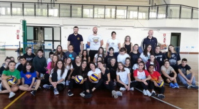 Il stting voley torna sui banchi di scuola