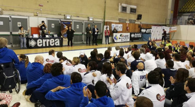 I ragazzi della Scuola di Pallavolo in campo a Parma per le fasi finali della...