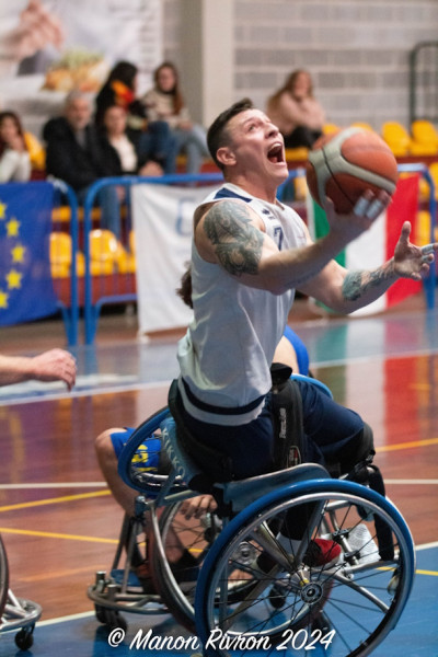 BASKET IN CARROZZINA - Prima vittoria in campionato per la Castelvecchio