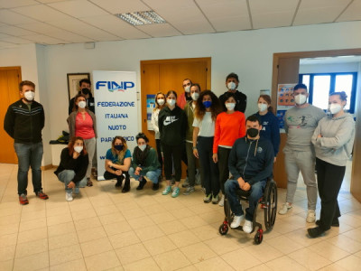 CORSO  Formazione per Istruttore di nuoto Finp, sinergia Friuli-Veneto-Trentino 