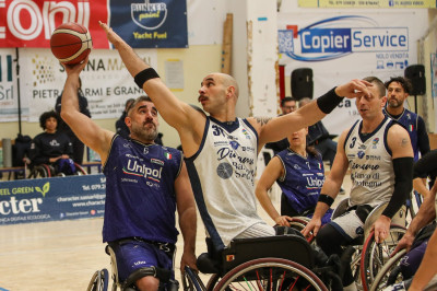 Basket in carrozzina: in tre in testa alla classifica