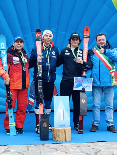 Sci alpino, Coppa del Mondo: podi per Vozza, De Silvestro e Pelizzari nello s...
