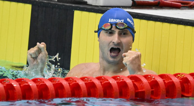 Nuoto, super Bocciardo ai mondiali di Manchester: è oro nei 200 metri ...