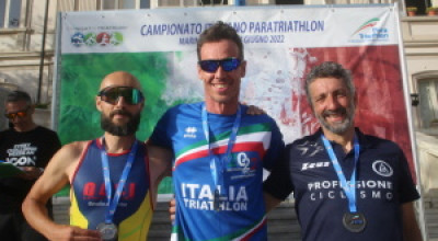 TRIATHLON  - Gava Campione Italiano a Marina di Massa