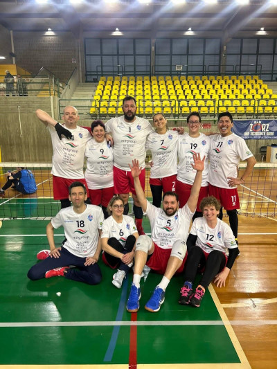 SITTING VOLLEY - La forza del gruppo spinge la Gis Sacile al vertice della Co...
