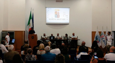 Canottaggio: presso il Circolo della Marina di Sabaudia, il saluto della squa...