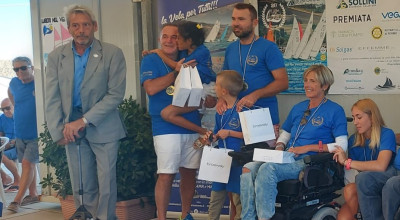 Presidente CIP Marche Luca Savoiardi alle premiazioni del Torneo con le boe e...