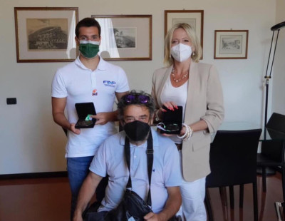 Riccardo Menciotti ed il presidente Gianluca Tassi ricevuti a palazzo Cesaron...