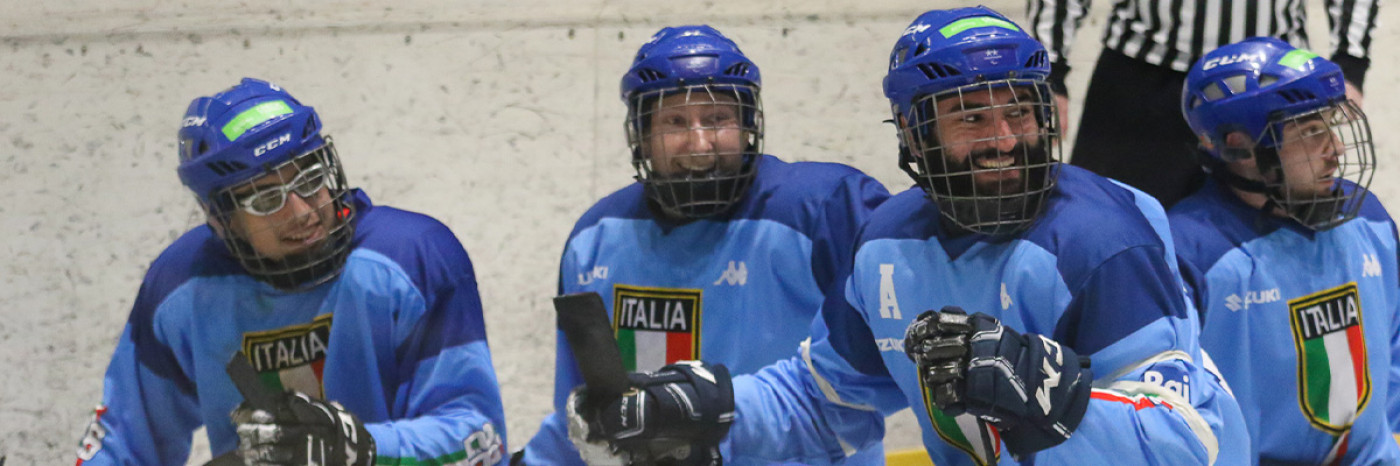 Matteo Remotti Marnini con i compagni di squadra