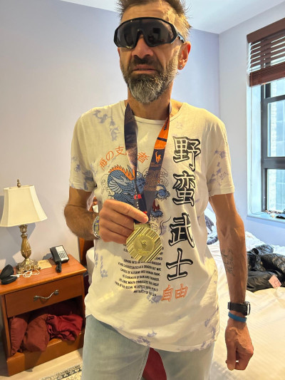 MARATONA DI NEW YORK - Stefano Miolo chiude la storica corsa in meno di 5 ore...
