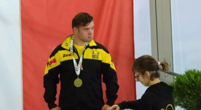 La Virtus Nuoto Fermo brilla ai Campionati Italiani di Nuoto in vasca corta