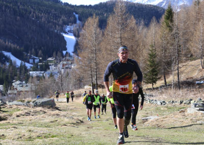 Alessandro Colombo completa  l’Everesting Challenge