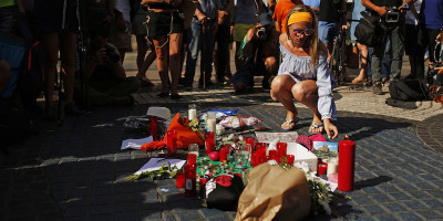 Terrorismo, minuto di silenzio nelle manifestazioni paralimpiche del fine set...