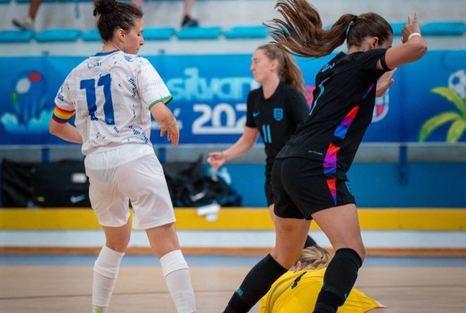 Sport sordi, Mondiali futsal: l'Italia femminile affronta la Svezia per un po...