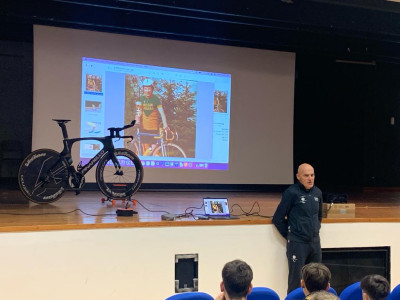 Michele Pittacolo e i ragazzi dell'Istituto G.Marconi di Rivignan...