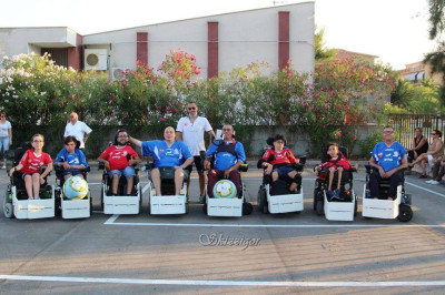 Presentazione delle carrozzine professionali da calcio