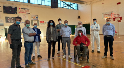 Gianluca Tassi partecipa alla riapertura della palestra di Sant'Erminio di Pe...