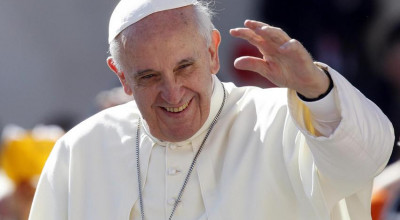 Udienza a Piazza San Pietro, mercoledì 24 agosto, per una piccola Dele...