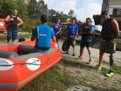 25-26/09/2021 - A Pescantina (VR) pararafting per tutti.