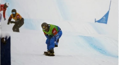 Snowboard, Coppa del Mondo: Perathoner si aggiudica la gara di Snowboard Cross