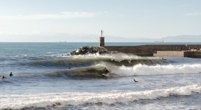 Sport e mare oltre gli ostacoli, domenica 8 maggio a Recco lezioni di surf