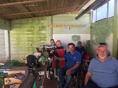 Primo allenamento al centro nazionale federale paralimpico di tiro a segno di...